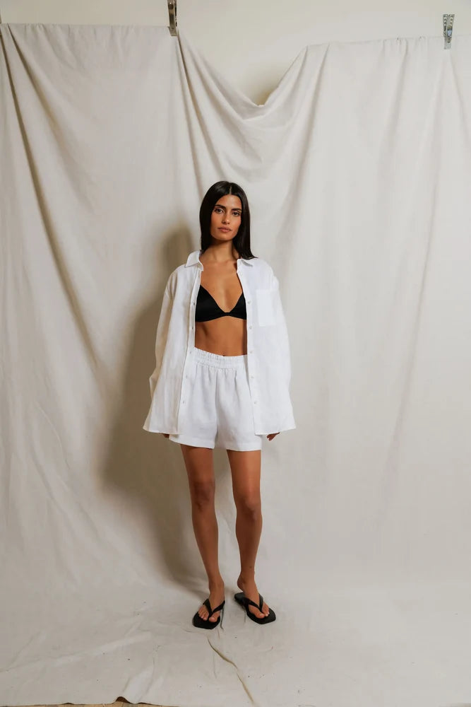 lorelai | white