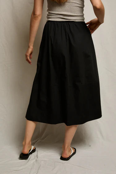 minka | black